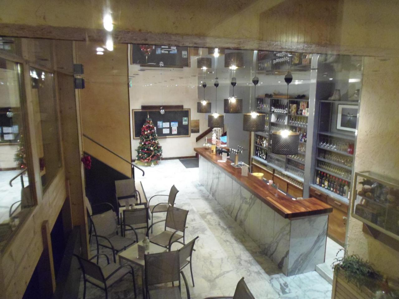Gergovia Hotel Супер Бес Екстериор снимка
